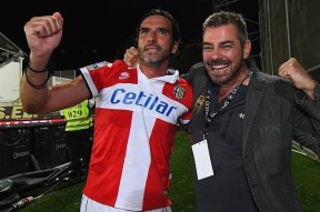 爱游戏登录 -包含今晨布鲁克林篮网备战足总杯，队长鼓劲细节曝光，震撼外界，数据趋势出现新变化的词条