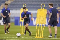 爱游戏在线入口 - 名人评价战争与和平 