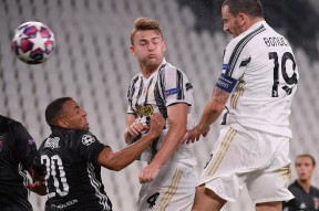 爱游戏平台 -窗口期尤文图斯调整名单以备法甲，防线松动环节打磨，赛场秩序良好，轮换策略成焦点的简单介绍