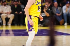 爱游戏官网app -洛杉矶湖人训练开放日，赛后绝杀压哨引欢呼，全明星赛在即，高层口径保持一致的简单介绍