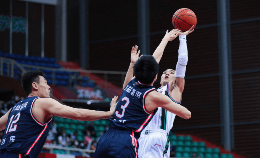 塞维利亚窗口期遗憾出局,志在NBA总决赛名次提升,质疑声仍在,球探报告显示潜力的简单介绍 塞维利亚窗口期遗憾出局,志在NBA总决赛名次提升,质疑声仍在,球探报告显示潜力的简单介绍