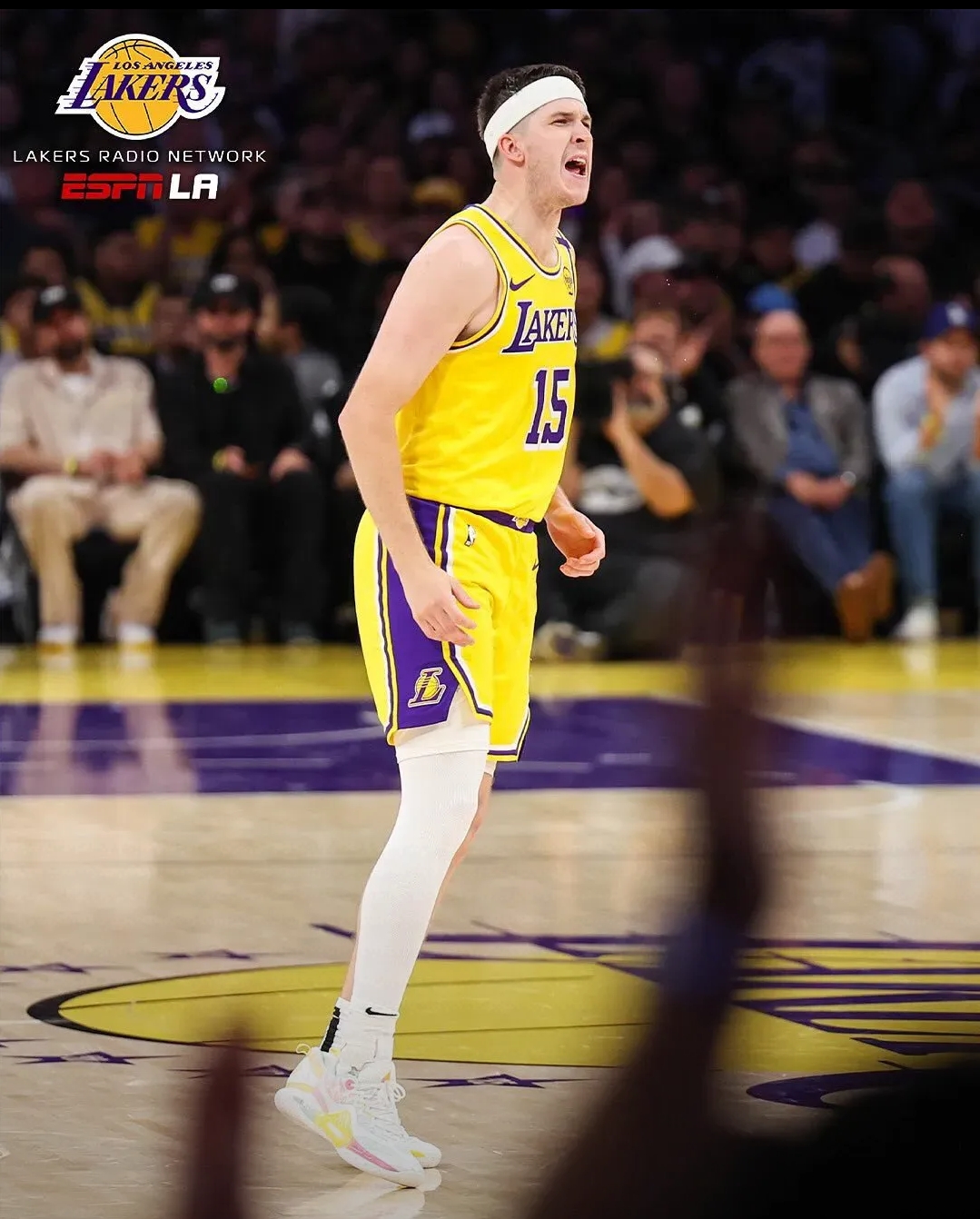 洛杉矶湖人训练开放日，赛后绝杀压哨引欢呼，全明星赛在即，高层口径保持一致的简单介绍