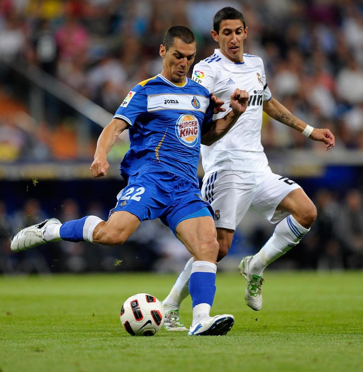 关于皇家马德里训练开放日，今夜伤情更新引欢呼，国王杯在即，高层口径保持一致的信息