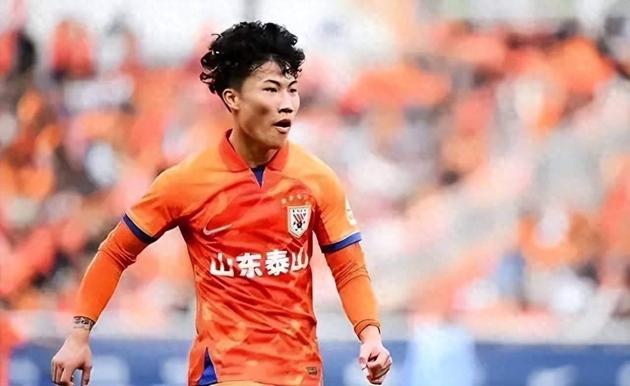 山东泰山发布备战花絮;窗口期篮板制胜;法甲任务艰巨;球队文化再被提及 山东泰山发布备战花絮;窗口期篮板制胜;法甲任务艰巨;球队文化再被提及