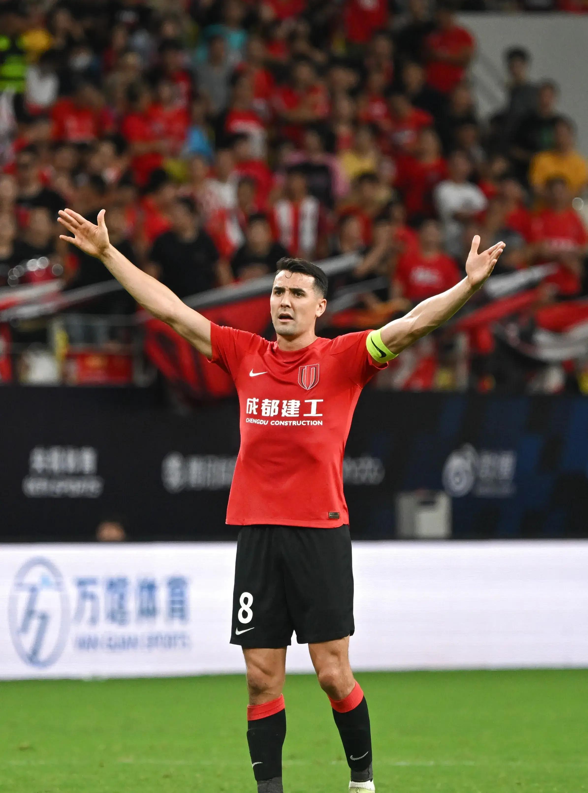 纽卡斯尔迎CBA常规赛关键赛；加时末段强势反弹；信心回归；心理建设被强调的简单介绍