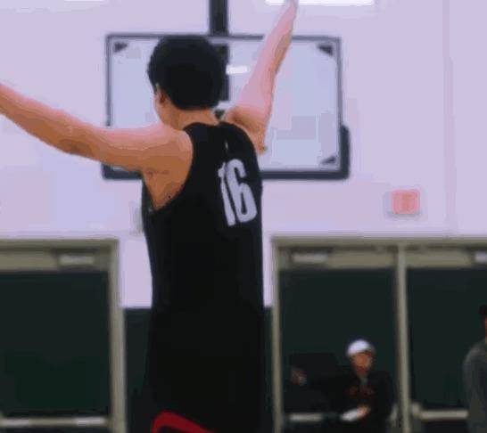 包含武汉三镇训练开放日,赛前再遭质疑引欢呼,NBA总决赛在即,更衣室氛围转暖的词条 包含武汉三镇训练开放日,赛前再遭质疑引欢呼,NBA总决赛在即,更衣室氛围转暖的词条